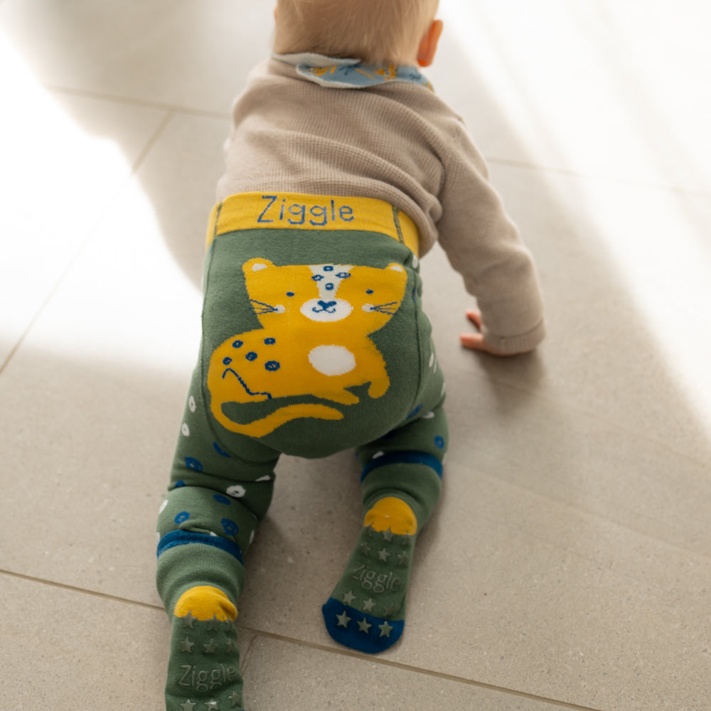 Savanna Leopard Leggings and Socks Set