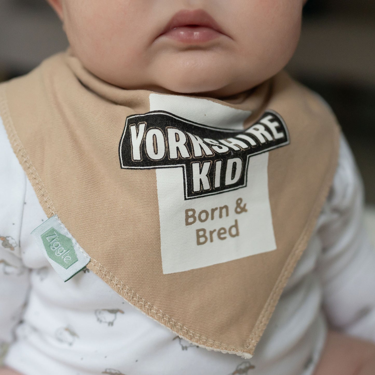 Yorkshire Kid Beige Bib