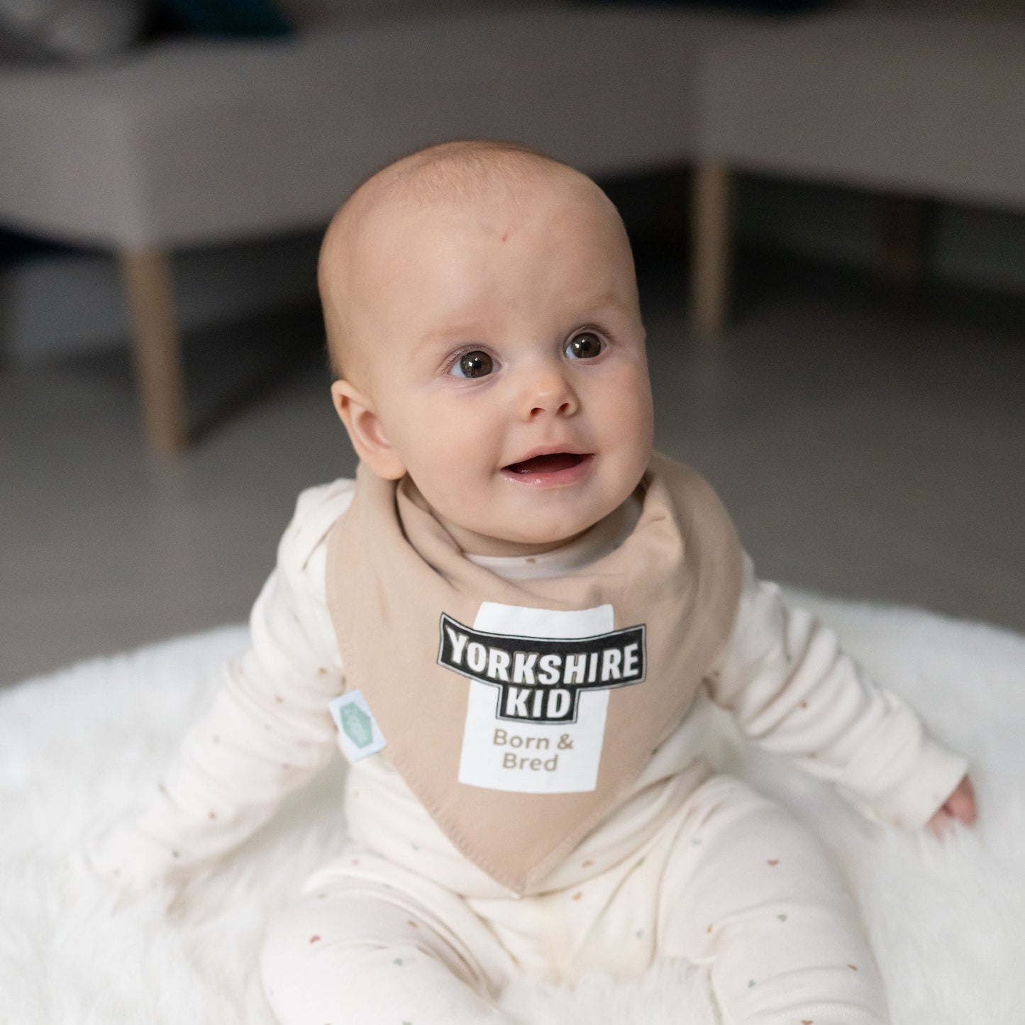 Yorkshire Kid Beige Bib