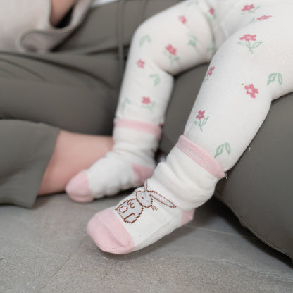 Bunnies Cream Leggings and Socks Set