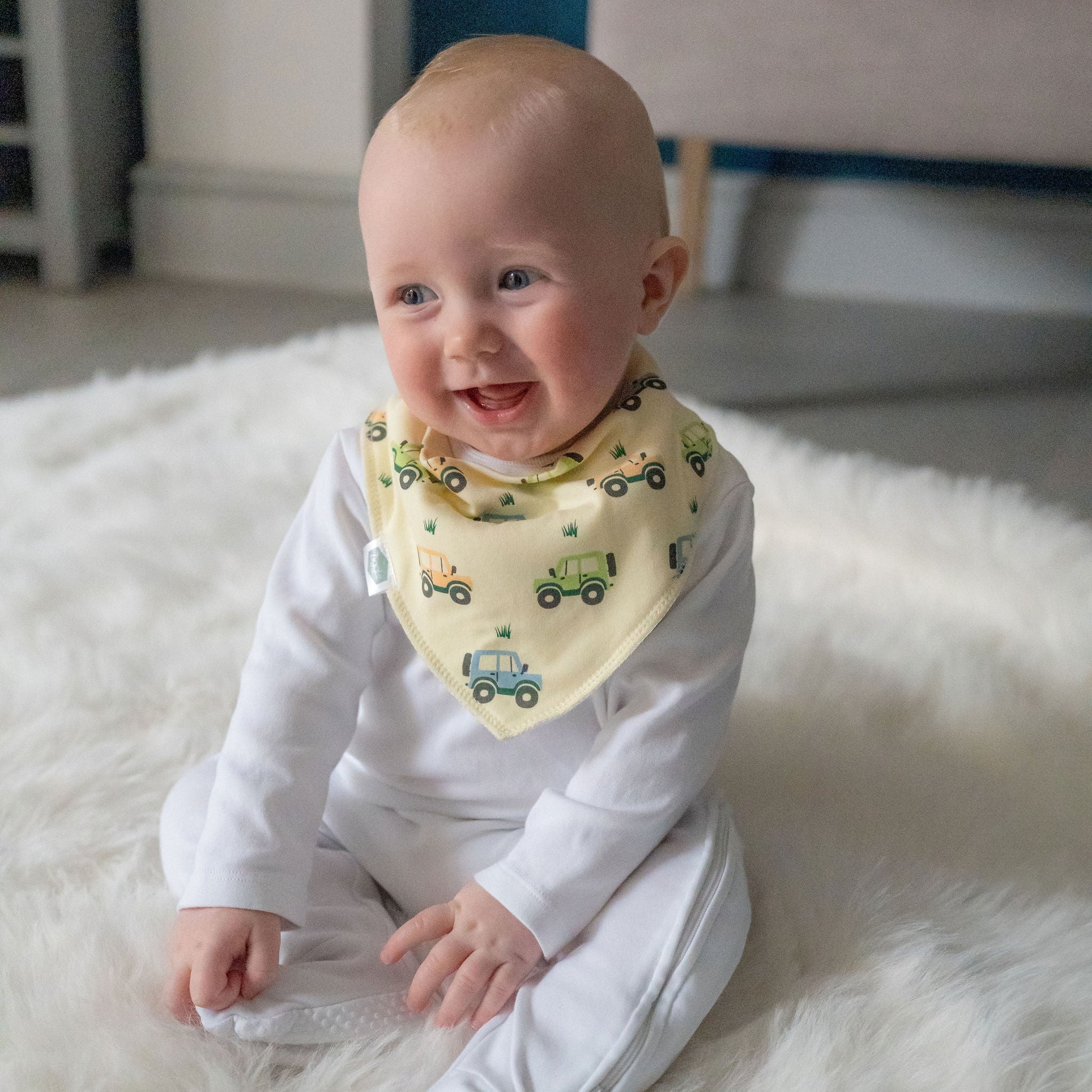 Farm Vehicles dribble bib Ziggle