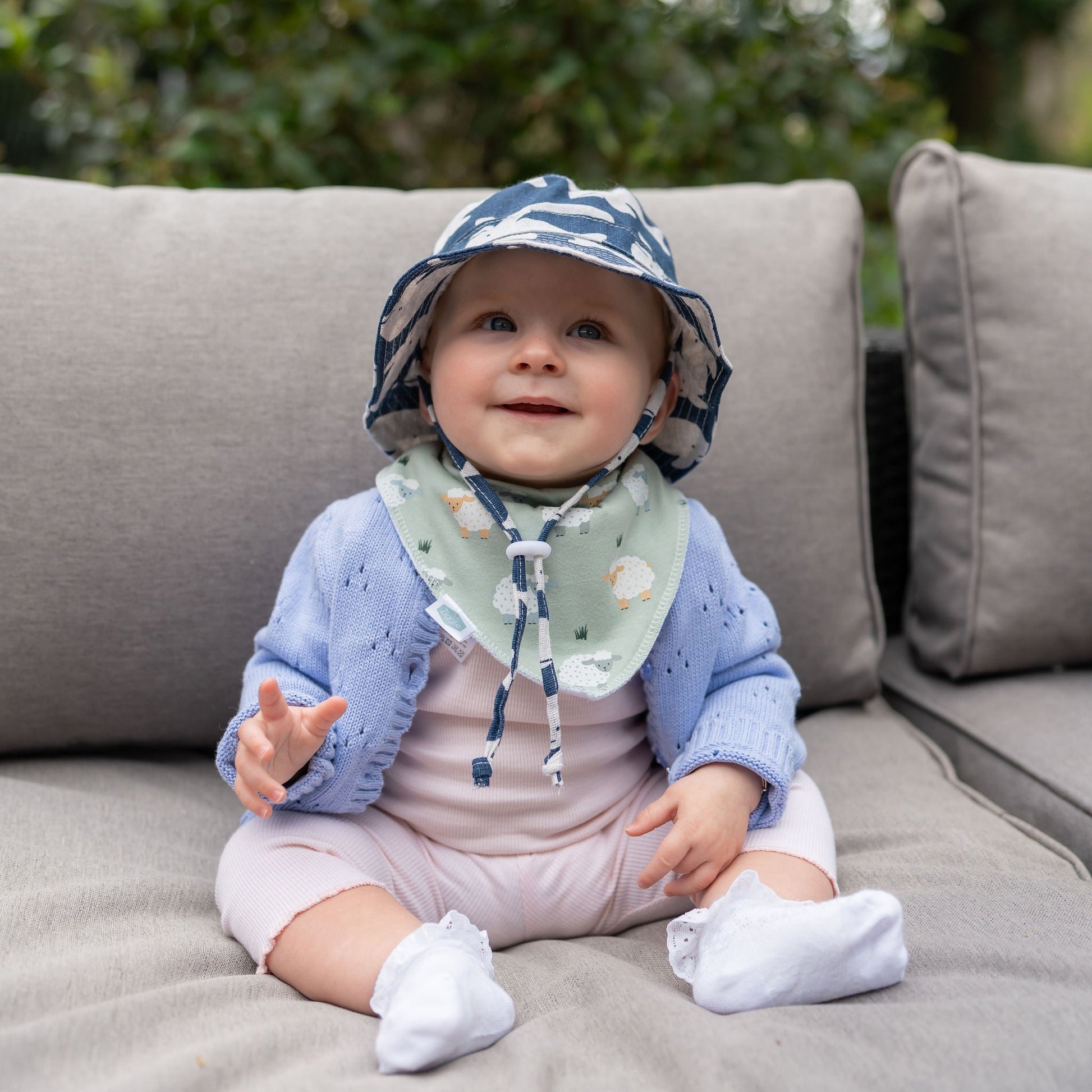 Navy Whales Sun Hat ziggle