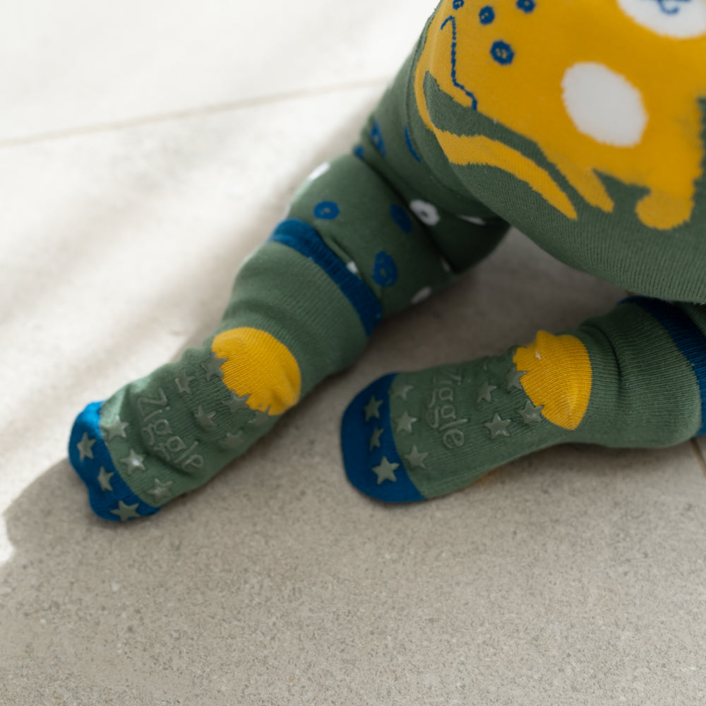 Savanna Leopard Leggings and Socks Set